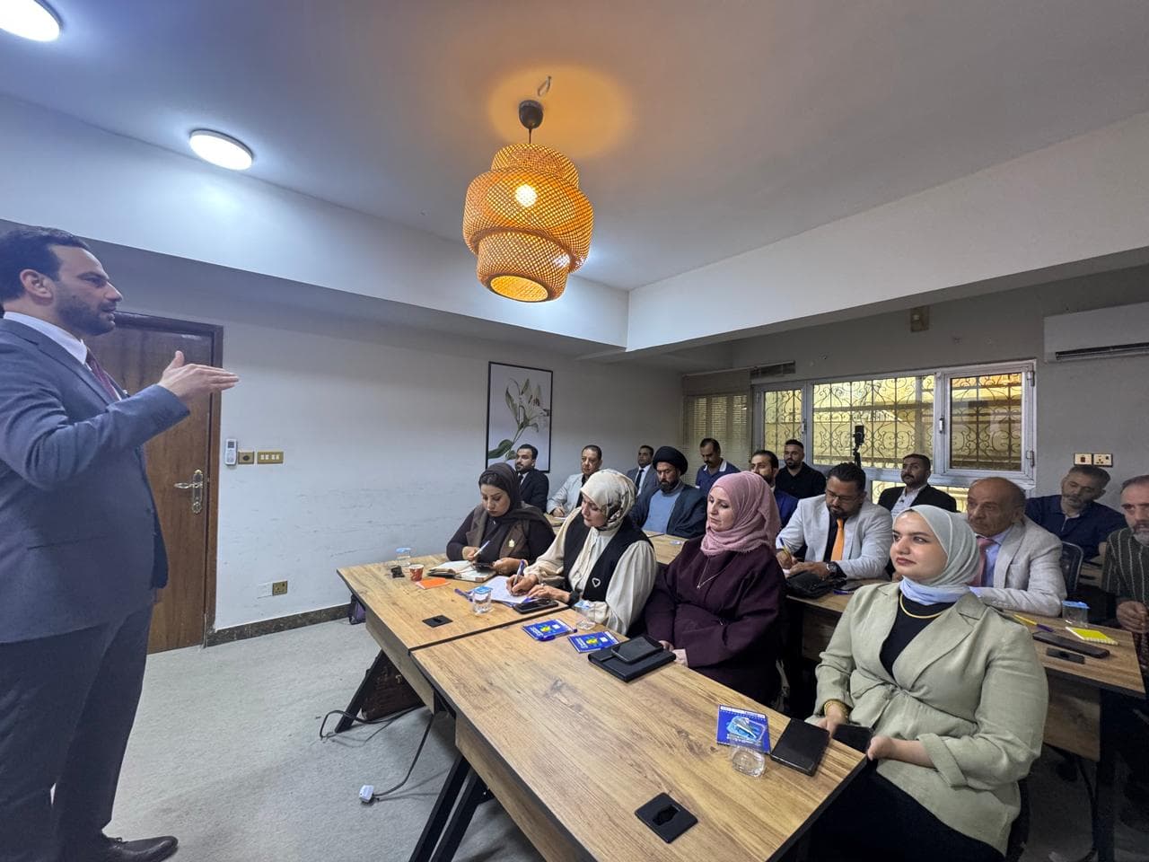 Workshop: the art of smart influence at work, effective communication and negotiation strategies